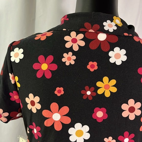 NWT No Boundaries Multicolor Floral Print Button Front Shirt Dress - Picture 11 of 16